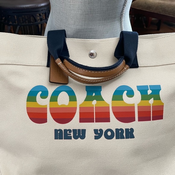 Authentic New Coach Tote bag CHALK/SILVER Canvas with refined pebble - Picture 12 of 12